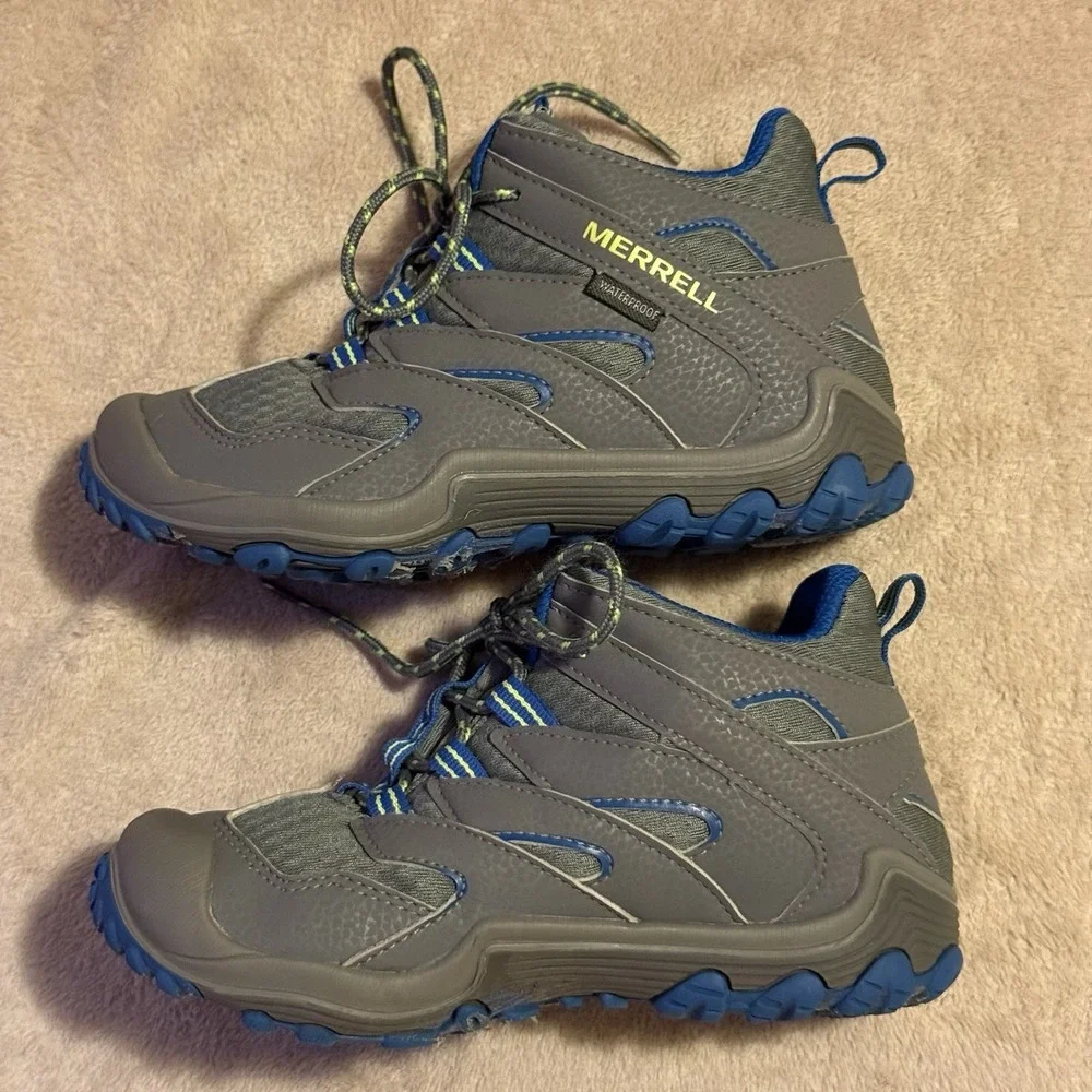 Merrell Chameleon Access Mid Kids Boys Size 1 Waterproof Hiking Boots Shoes